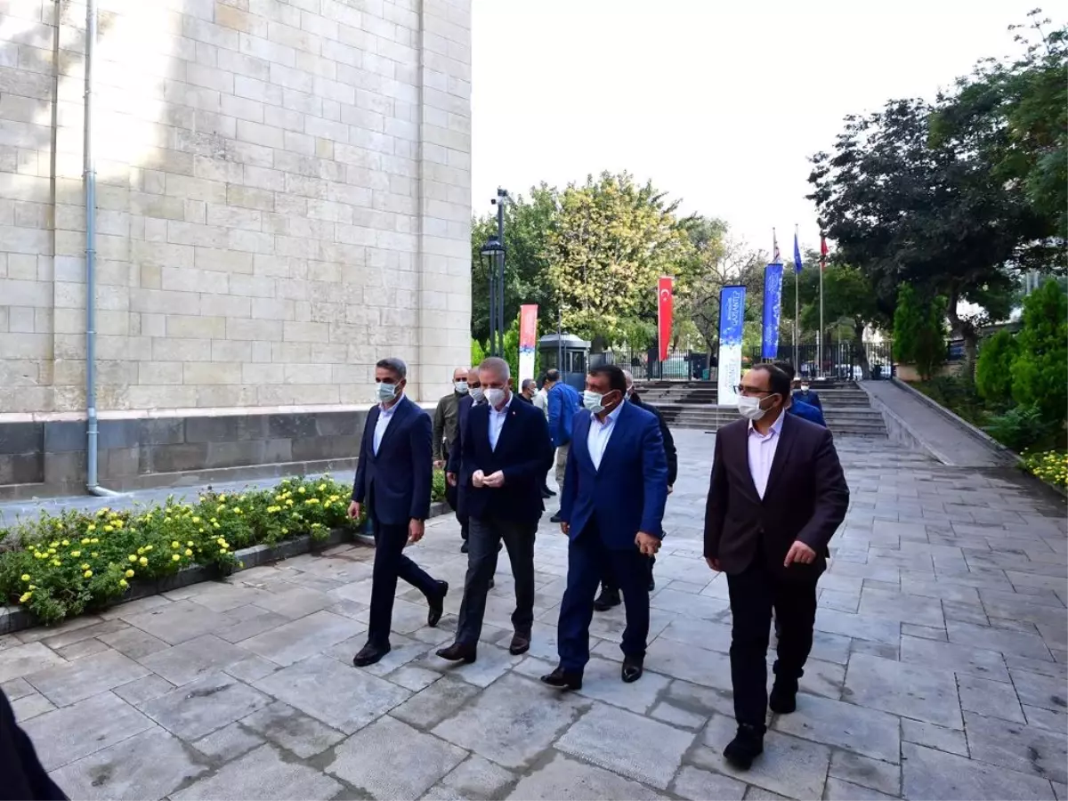 Vali Baruş, Fırat Havzası Değerlendirme Toplantısına katıldı