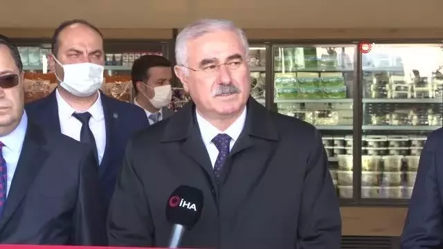 Yargıtay Başkanı Akarca, İşyurtları Kurumu satış mağazasının açılışına katıldı