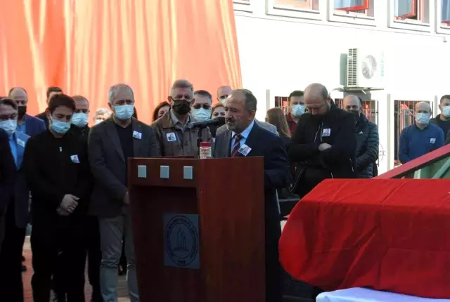 BEÜ Turizm Fakültesi Dekan Vekili Arslan dualarla uğurlandı