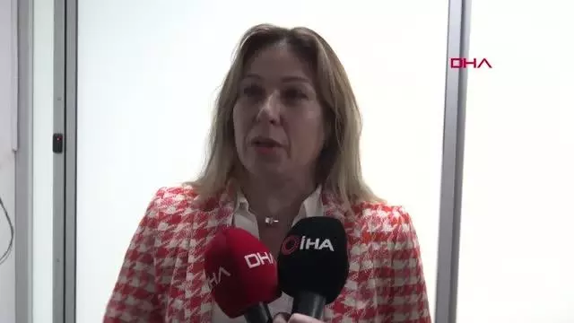 17 yıllık kocasını böbreğiyle hayata bağladı