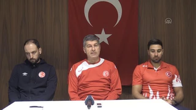 ESKİŞEHİR - Η Εθνική ομάδα χάντμπολ ανδρών υπολογίζει στην υποστήριξη των φιλάθλων ενάντια στο Κοσσυφοπέδιο