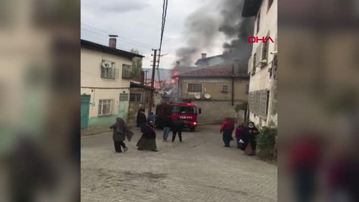 YANAN EVDEKİ ÇOCUKLARI KOMŞULAR KURTARDI