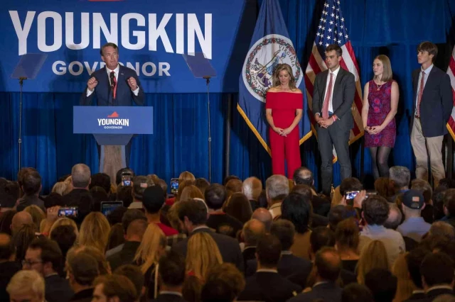 ABD'nin Virginia eyaletindeki valilik seçiminde zafer CumhuriyetçilerinVirginia Valisi Glenn Youngkin oldu