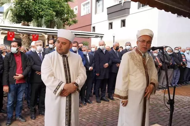 Son dakika haberleri! Bakan Soylu, selde kaybolanlar için kılınan gıyabi cenaze namazı törenine katıldı