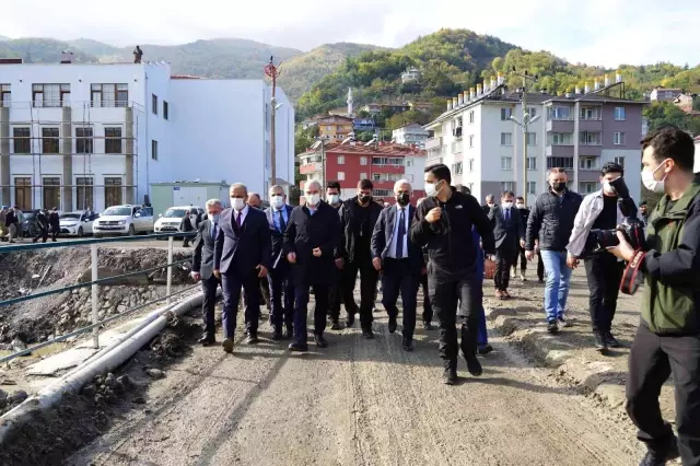 Son dakika haberleri! Bakan Soylu, selde kaybolanlar için kılınan gıyabi cenaze namazı törenine katıldı