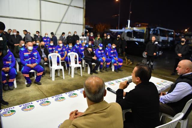 Başkan Şadi Yazıcı'dan, dünya gündemine oturan Tuzla Belediyesi temizlik personellerine 500 TL ek zam müjdesi