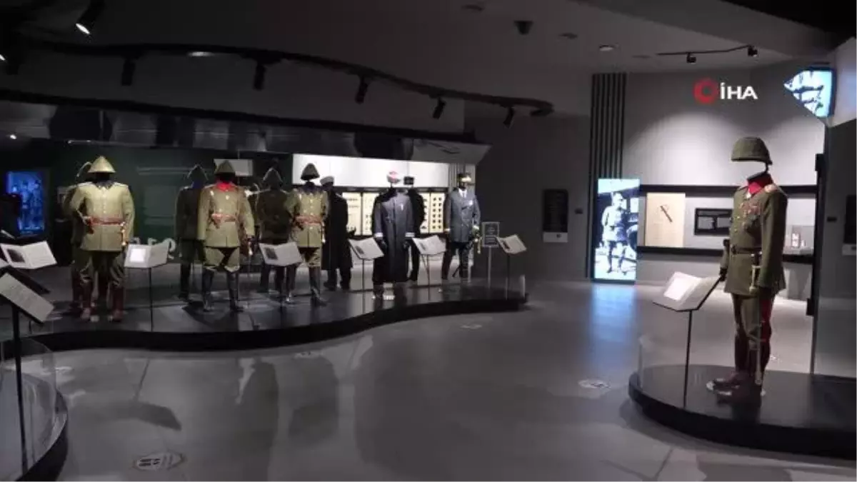 Son dakika haberleri... Çanakkale Savaşları'ndaki Osmanlı üniformaları sergisi açıldı