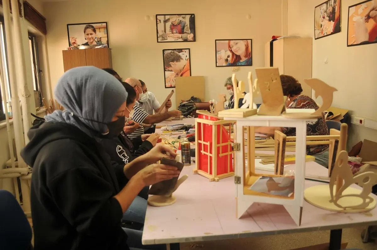 Çevre dostu oyuncaklar üretiyorlar