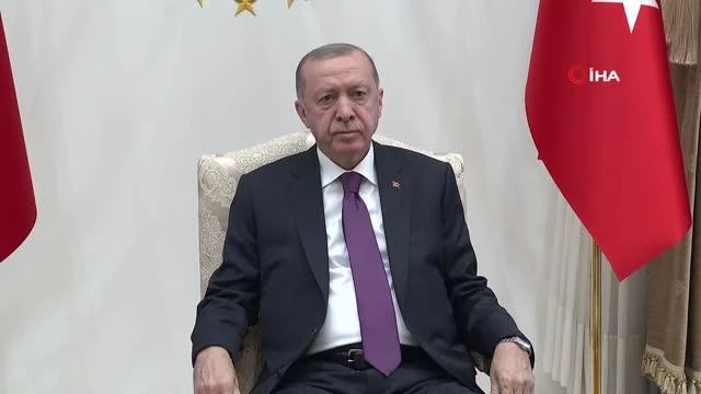 Son dakika haberi... Cumhurbaşkanı Recep Tayyip Erdoğan, Türk Kurulu Genel Sekreteri Baghdad Amreyev'i Cumhurbaşkanlığı Külliyesinde kabul etti.