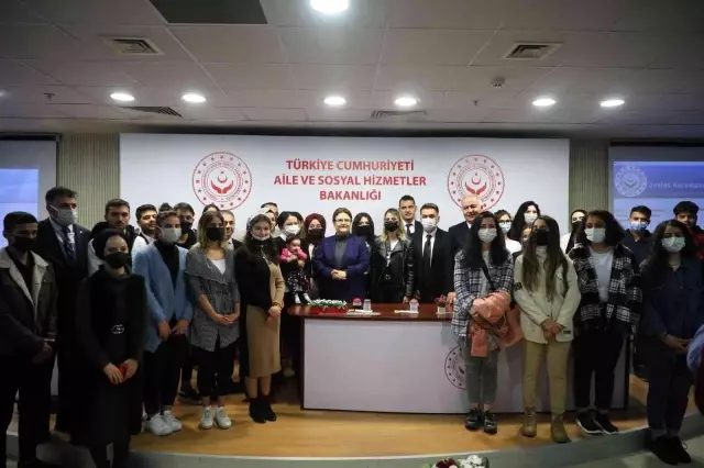 Devlet korumasındaki 1050 gencin ataması yapıldı