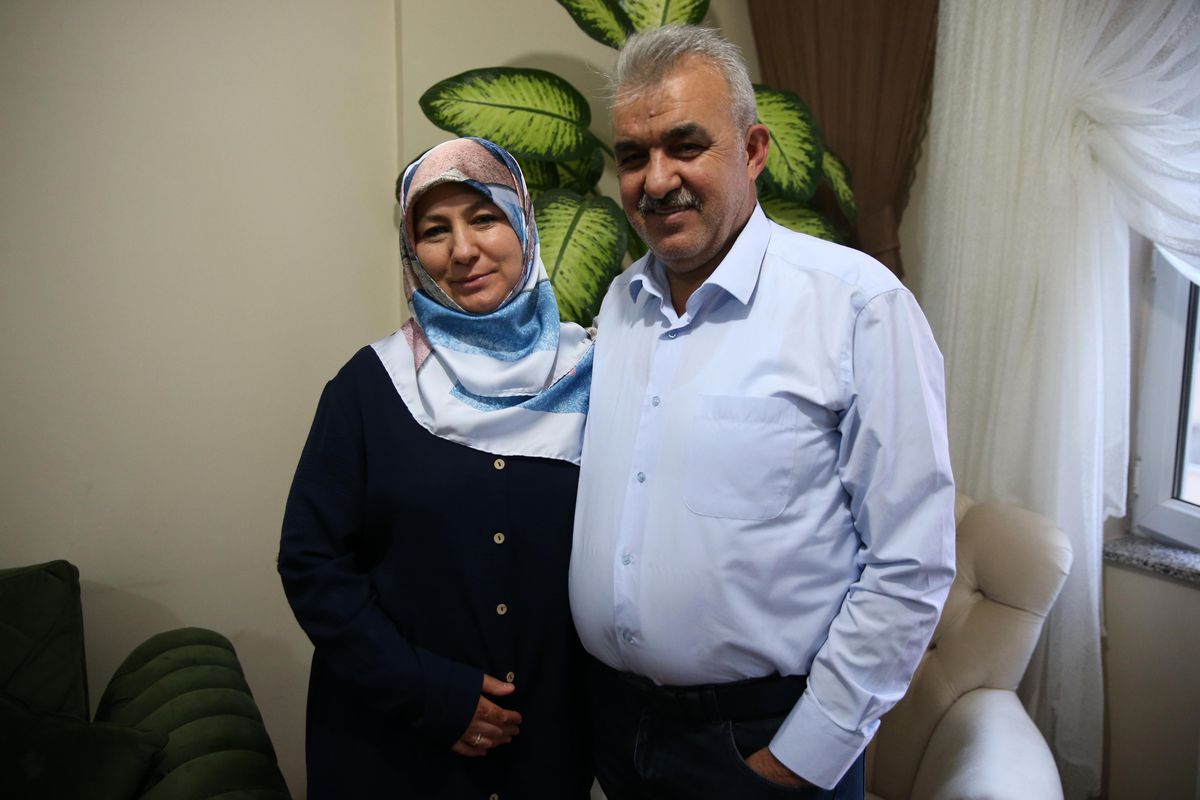 Kayseri'de nişanlıyken ayrılmak zorunda kalan çift 35 yıl sonra dünyaevine girdi