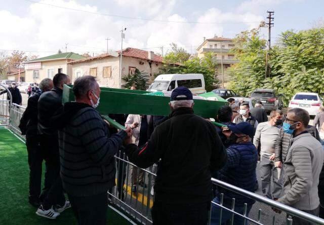 Oyuncu Semra Dinçer'in naaşının neden açık tabutta taşındığı belli oldu