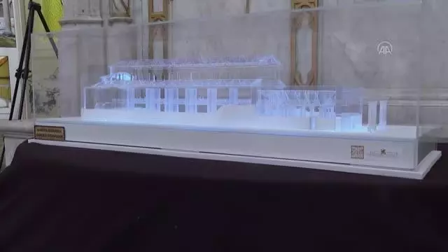 Taşlara Kazınan Yahudi Kimliği Sergisi Zülfaris Sinagogu'nda ziyarete açıldı