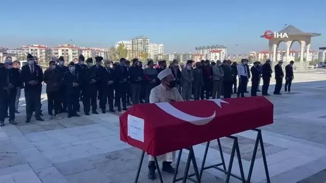 Son dakika... Afyonkarahisarlı asker son yolculuğuna uğurlandı