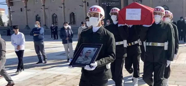 Son dakika... Afyonkarahisarlı asker son yolculuğuna uğurlandı