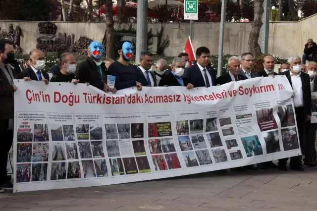 Çin'in Uygur Türklerine yönelik politikası protesto edildi