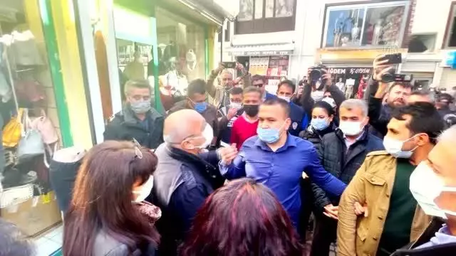 Son dakika haberleri! İzinsiz basın açıklaması yapmak isteyen HDP'liler polisle tartıştı