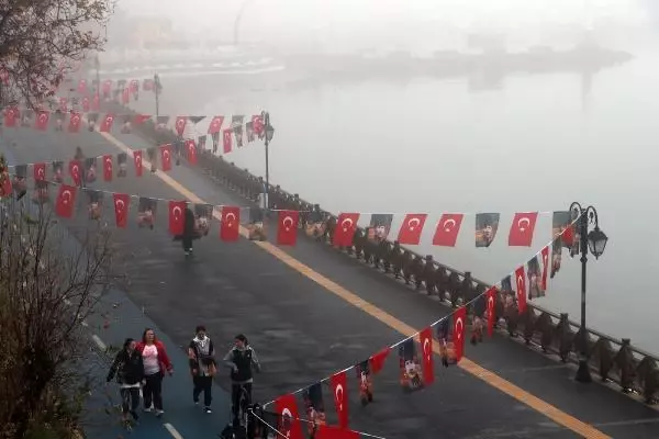 Tekirdağ'da yoğun sis etkili oldu