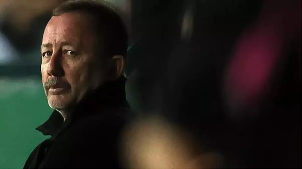 Beşiktaş'ı derinden sallayacak iddia! Sergen Yalçın'dan rahatsız olanlar var