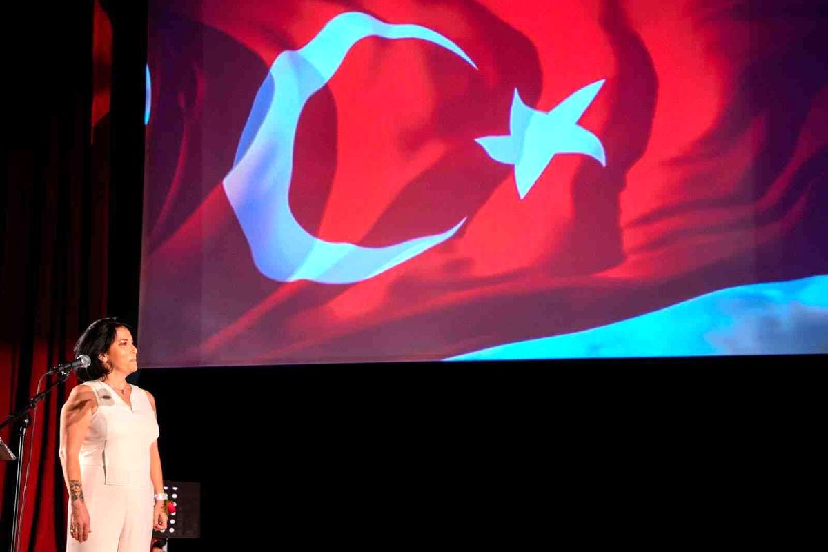 Erzincan'da 'Cumhuriyet' konseri verildi