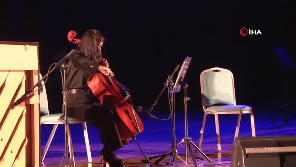Erzincan'da 'Cumhuriyet' konseri verildi