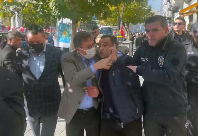 İYİ Partili Lütfü Türkkan, Akşener'e tepki gösteren şehit yakınına küfretti