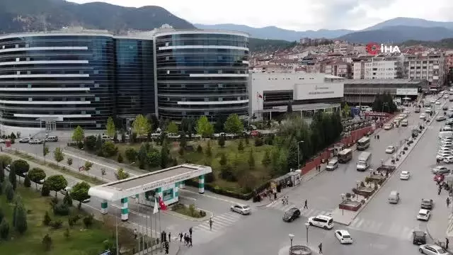 Karabük'te vatandaşlar korona virüs önlemlerini unuttu