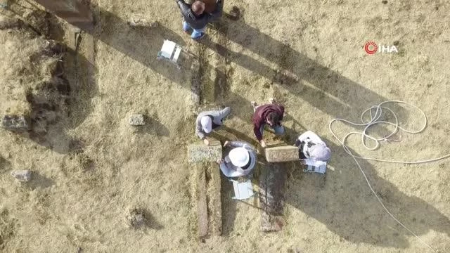Son dakika haberi | Likenleri temizlenen Selçuklu Mezarlığındaki taşlar tarihe ışık tutuyor
