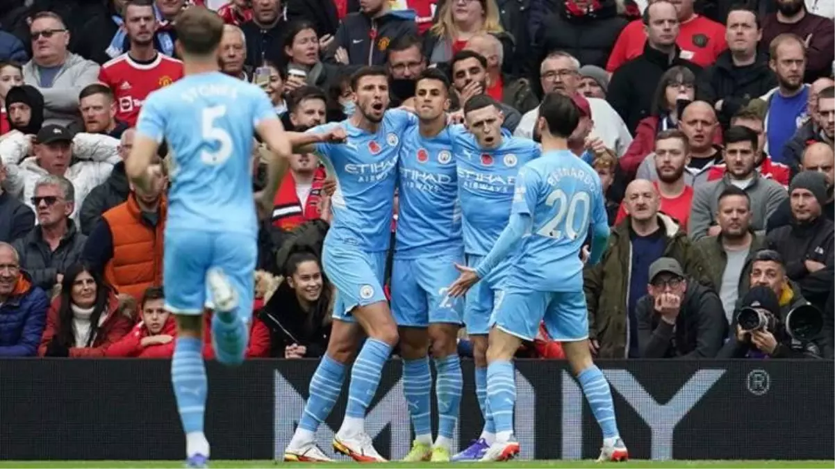 Manchester'ın rengi mavi! Dev derbide Guardiola'nın öğrencileri, Kırmızı Şeytanlar'ı sahadan sildi