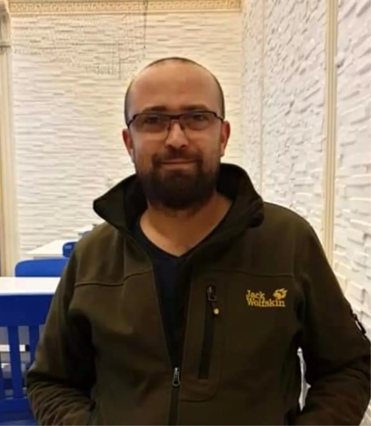 Manisa'da otomobil takla attı, sürücü kurtarılamadı