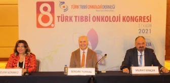 Onkolojide hasta tedavileri Türk Tıbbi Onkoloji Kongresi'nde masaya yatırıldı