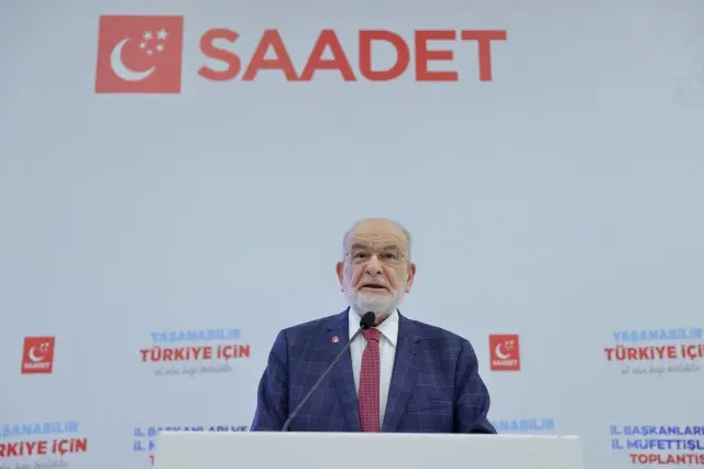 Saadet Partisi Genel Lideri Karamollaoğlu, partisinin vilayet liderleri toplantısında konuştu