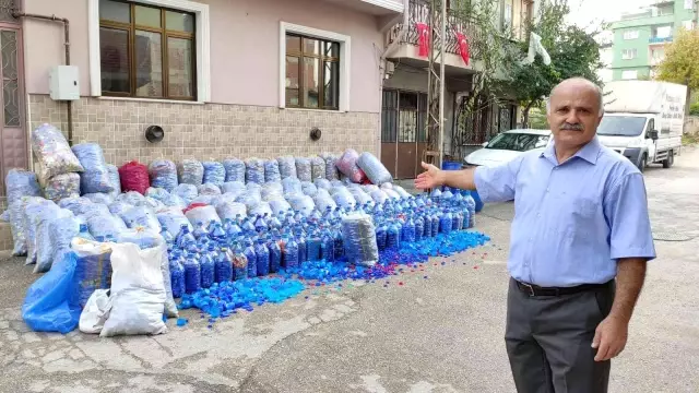 Şehri sokak sokak gezip, engelliler için 3 yılda 1 ton kapak topladı