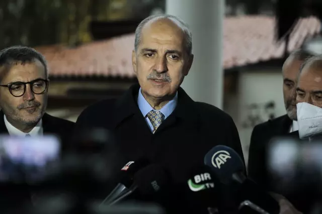 SARAYBOSNA - Aliya İzetbegoviç'in dava arkadaşı Hasan Çengiç aile kabristanına defnedildi