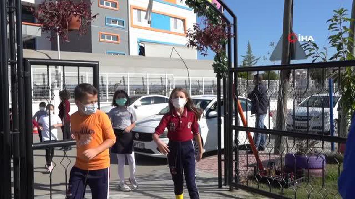 Ata tohumları, minik öğrencilerin ellerinden geleceğe taşınacak