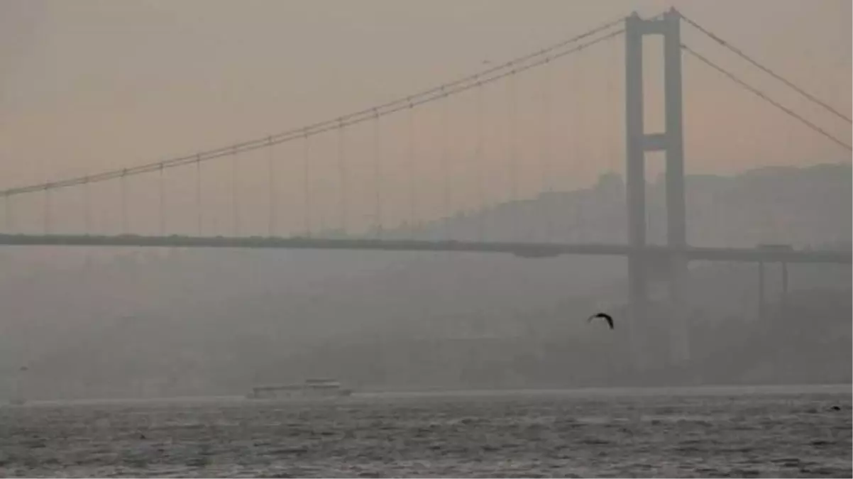 İşten çıkacaklar dikkat! Boğaz gemi geçişine kapatıldı, Şehir Hatları'nda aksama yaşanıyor