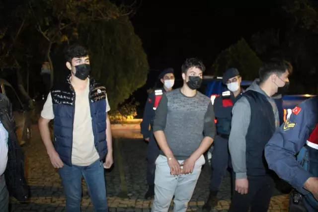 Son dakika haberi... Spil Dağı'nda mahsur kalan 4 kişiyi jandarma kurtardı