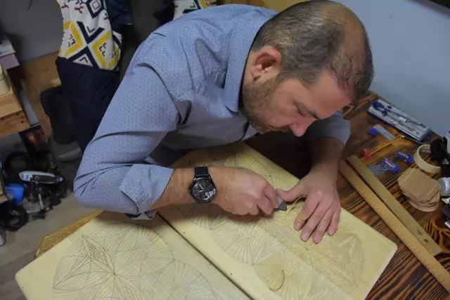 Ordulu ahşap ustasının 7 metrekarelik atölyesindeki mahareti yurt dışına ulaştı