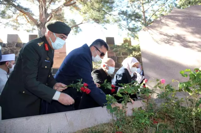 Aziziye Destanı'nın 144'üncü yıl dönümünde şehitler tabyalarda anıldı