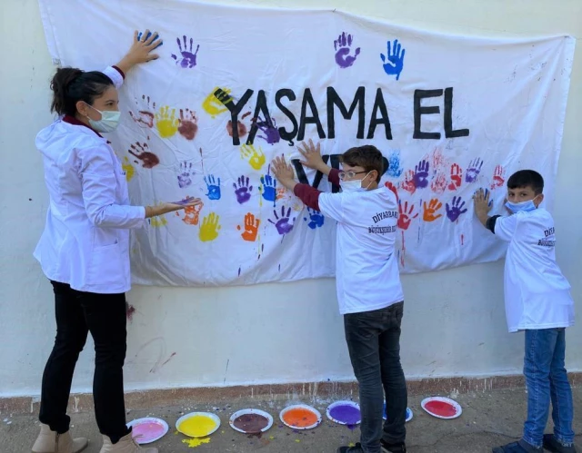 Diyarbakır'da Lösemili Çocuklar Haftası dolayısıyla seminer düzenlendi