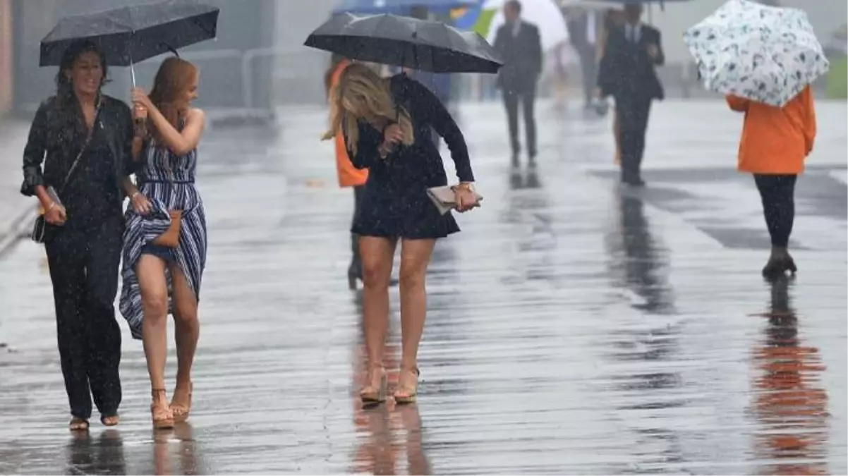 İstanbullular dikkat! Valilik uyardı, sıcaklık çarşamba gününden itibaren 8 derece birden düşecek