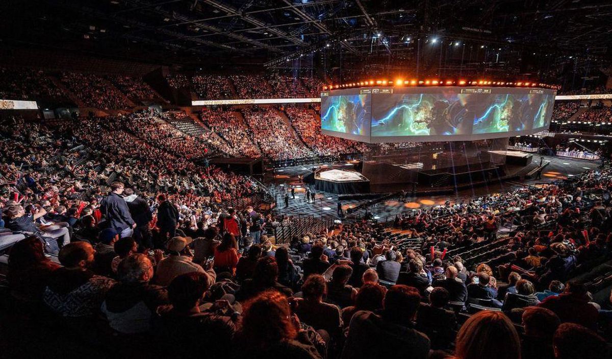 LoL Worlds 2021 Finali EDG vs DWGK serisi 4 milyonu aşkın izleyici tarafından izlendi!