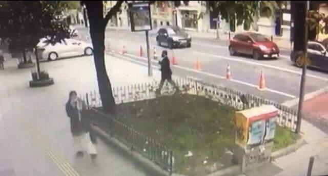 Mağazadan 972 bin 625 lira değerinde kol saati çalan hırsız yakayı ele verdi