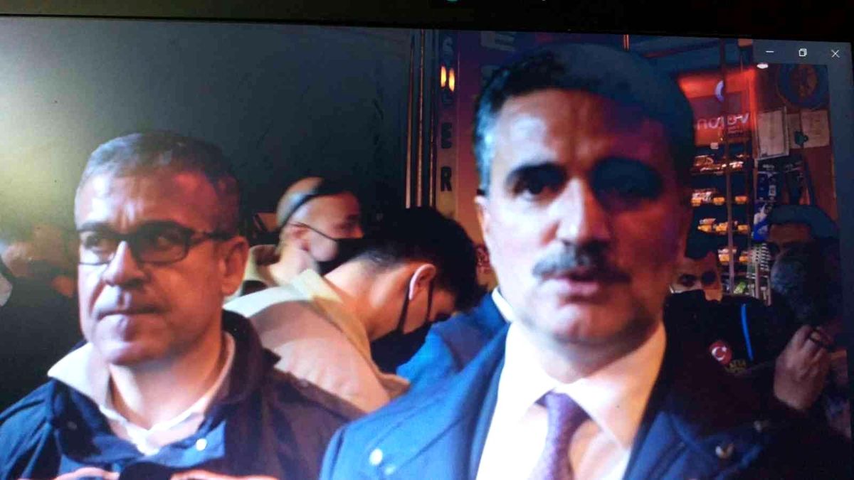 Malatya Valisi Aydın Baruş'tan çöken bina açıklaması: 'Ekiplerimiz bir kişinin sesinin duyulduğu ve enkaz altındakilere ulaşılmaya çalışıldığını...