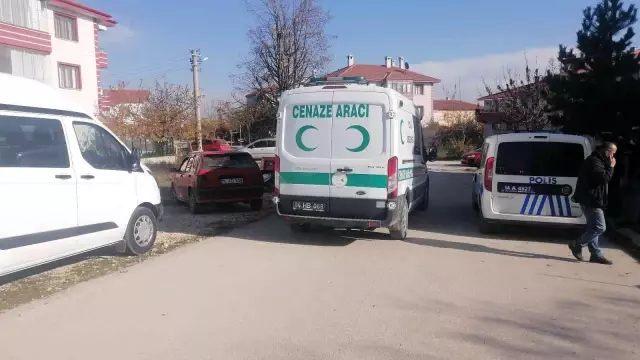 Sara hastası genç evinde ölü bulundu