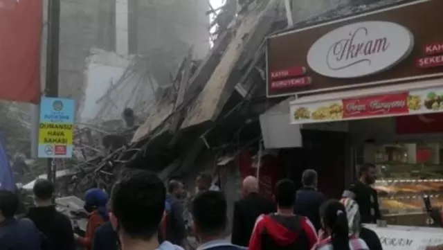 Son Dakika: Malatya'da 2 katlı bina çöktü: 13 kişi yaralı olarak kurtarıldı