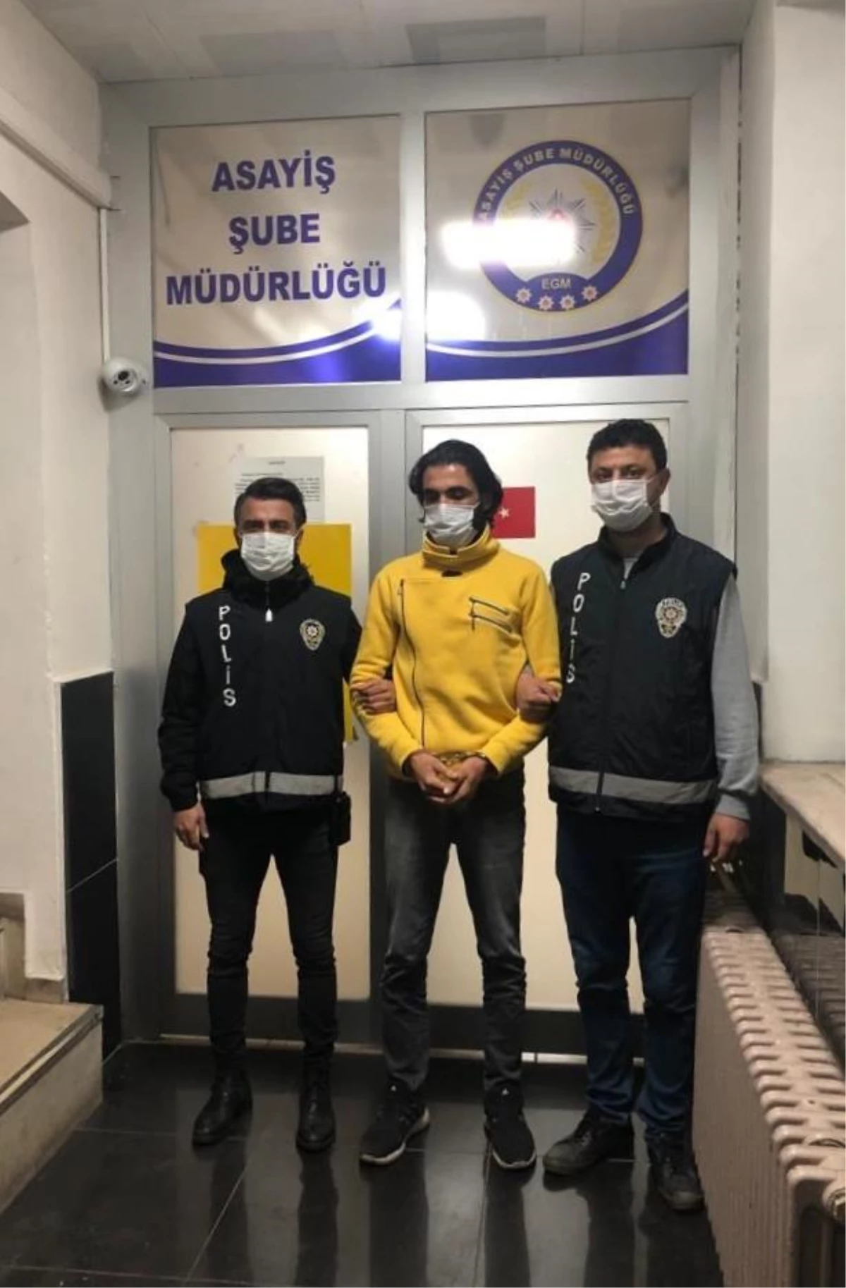 Tunceli'de evlerden kömür çaldığı iddiasıyla yakalanan zanlı tutuklandı