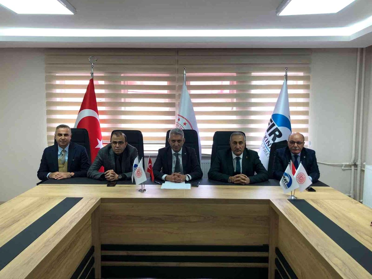 Tunceli'de turizm yönetişim ağı istişare toplantısı düzenlendi