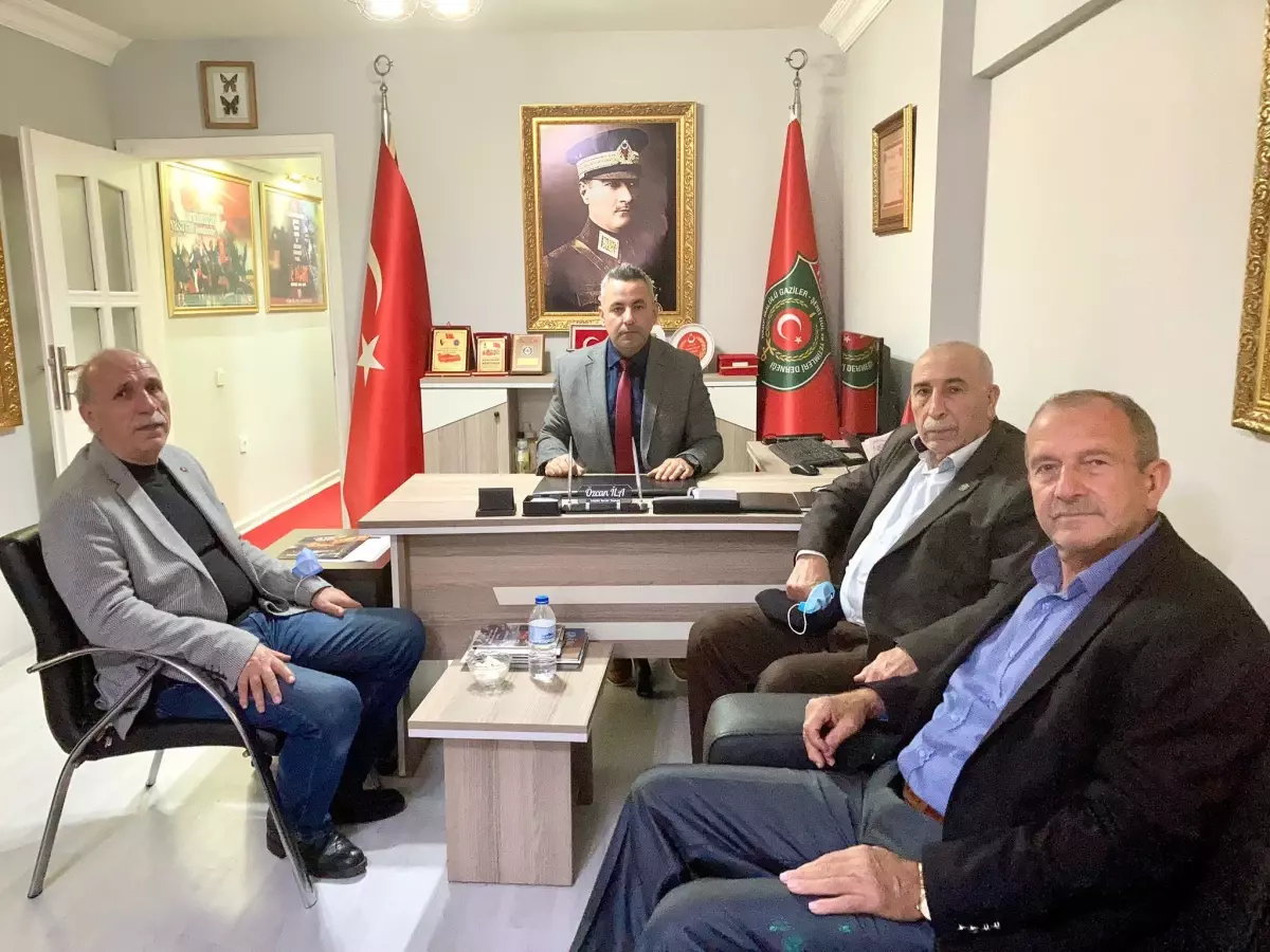 Yalova'daki şehit aileleri İYİ Partili Türkkan'ı kınadı