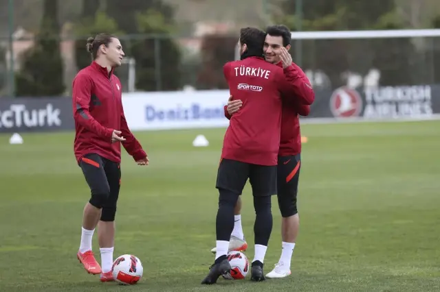 A Milli Futbol Takımı Cebelitarık ve Karadağ maçlarının hazırlıklarını sürdürdü